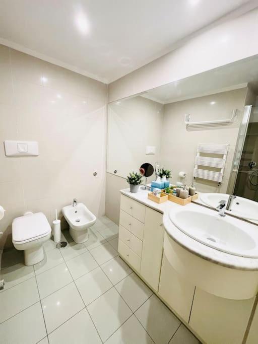 Re Gallo Luxury Apartment Plebiscito In Via Chiaia 那不勒斯 外观 照片